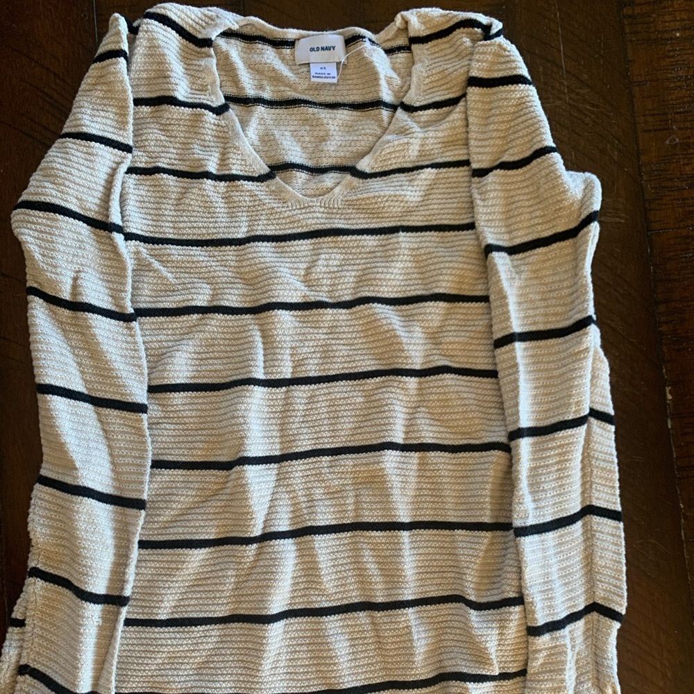 Sweaters - Picture 2 of 2